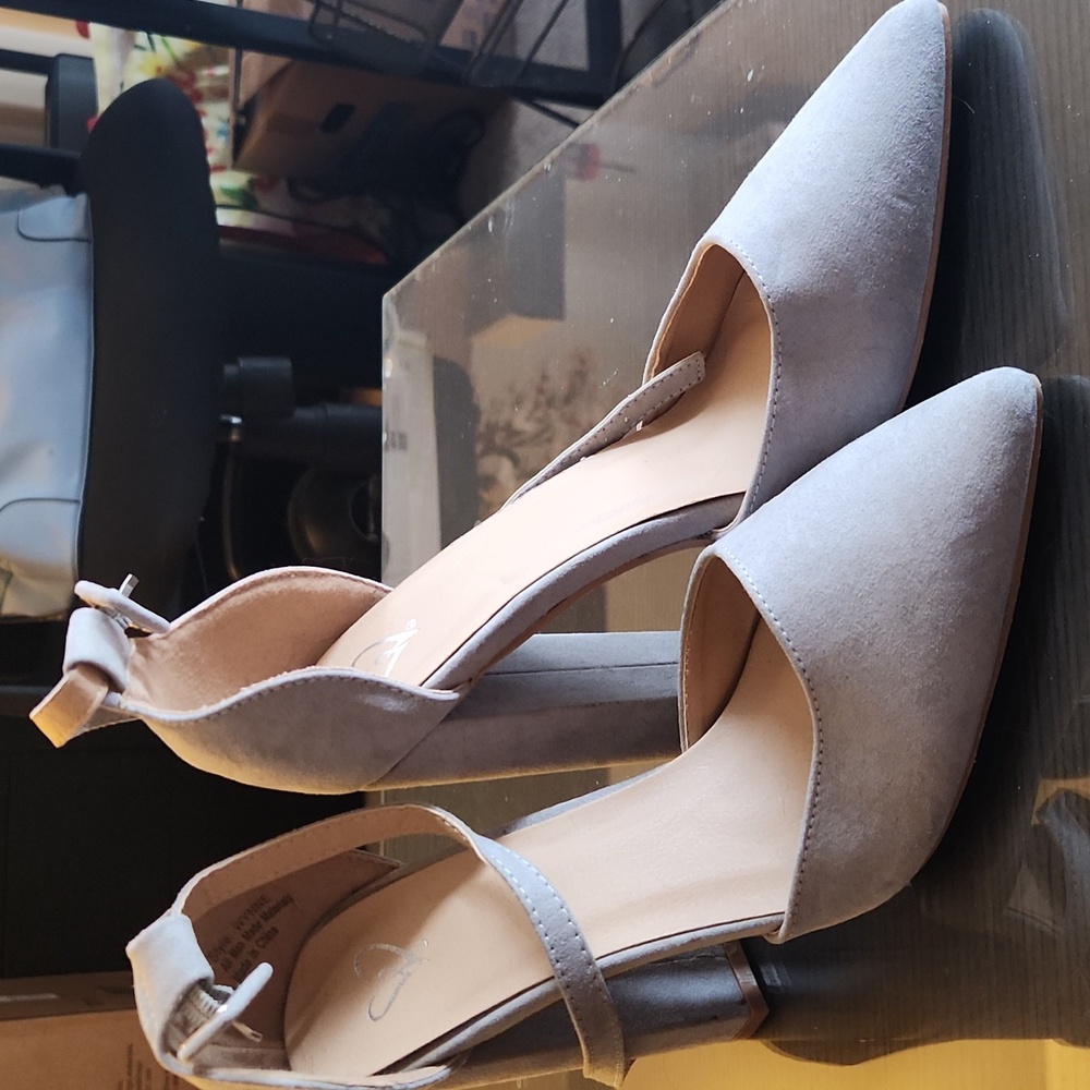 Windsor Grey Seude Heels